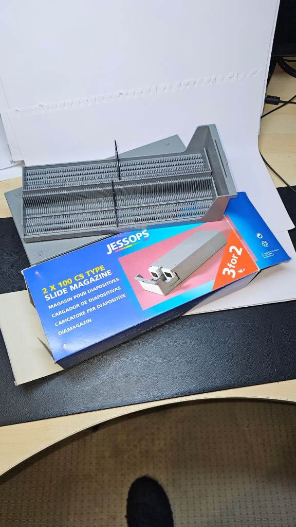 Agfa CS Type Slide Magazine for 35mm  E6 slides.