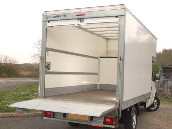 MOVING MAN WITH VAN FULL HOUSE MOVERS 24/7 SHIFTERS OFFICE NATIONWIDE REMOVAL FLAT 