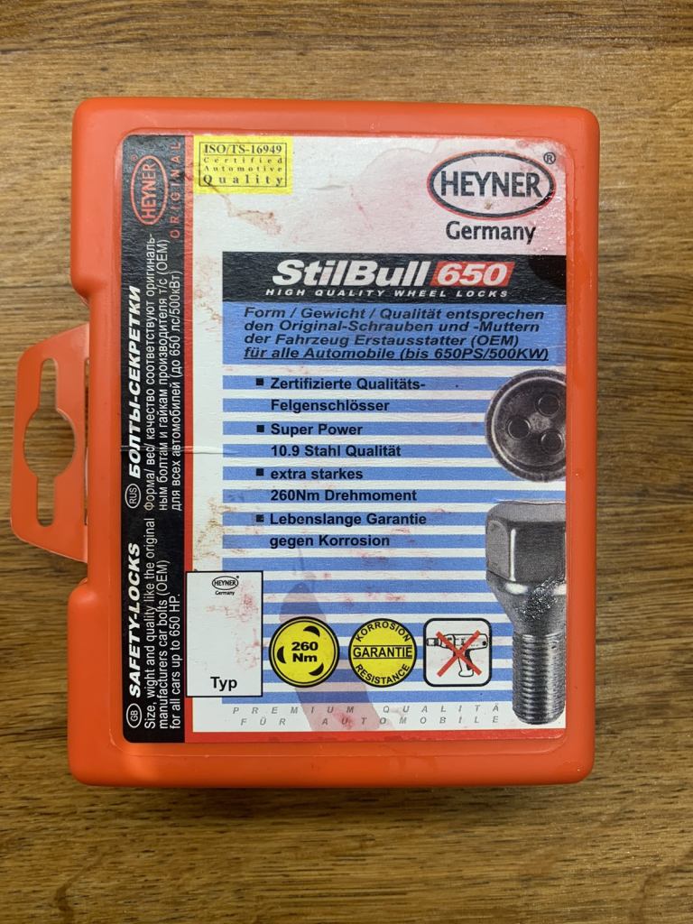 BRAND NEW Locking wheel nuts