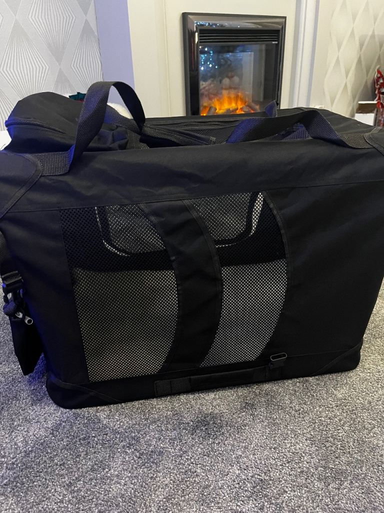 Feandrea pet carrier black 