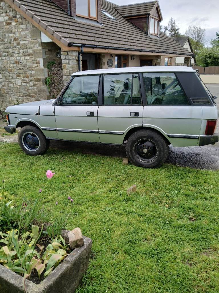 Classic Range Rover 3.5 V8 EFI  manual gearbox  tax and MOT exempt 
