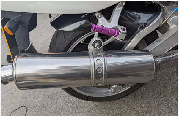 Yamaha YZF 750 r  1994 Nov 1994 Ohlins shock Very Very low Mileage 13k