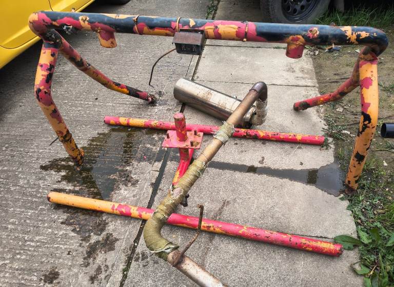 Suzuki Vitara  off-road roll bar & exhaust & spare wheel carrier 