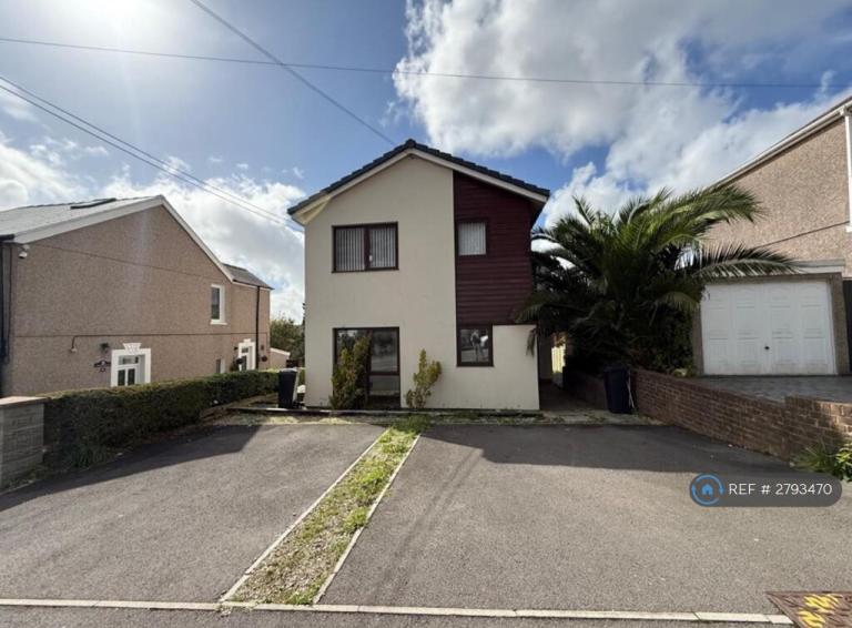 2 bedroom flat in Old Road, Neath, SA11 (2 bed) (#2793470)