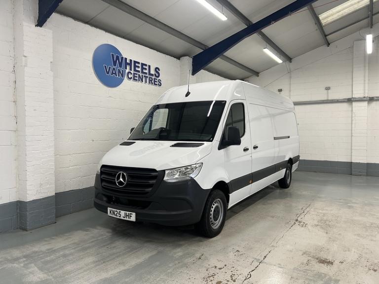 2025 Mercedes-Benz Sprinter 2.0 315 CDI PRO Panel Van 5dr Diesel Manual RWD L3 H2 Euro 6 (s/s) (1...