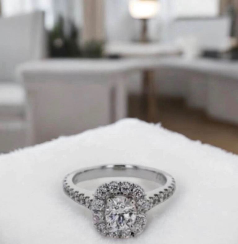 Stunning Neil Lane 1.16ct Diamond Engagement Ring - Cost £5250
