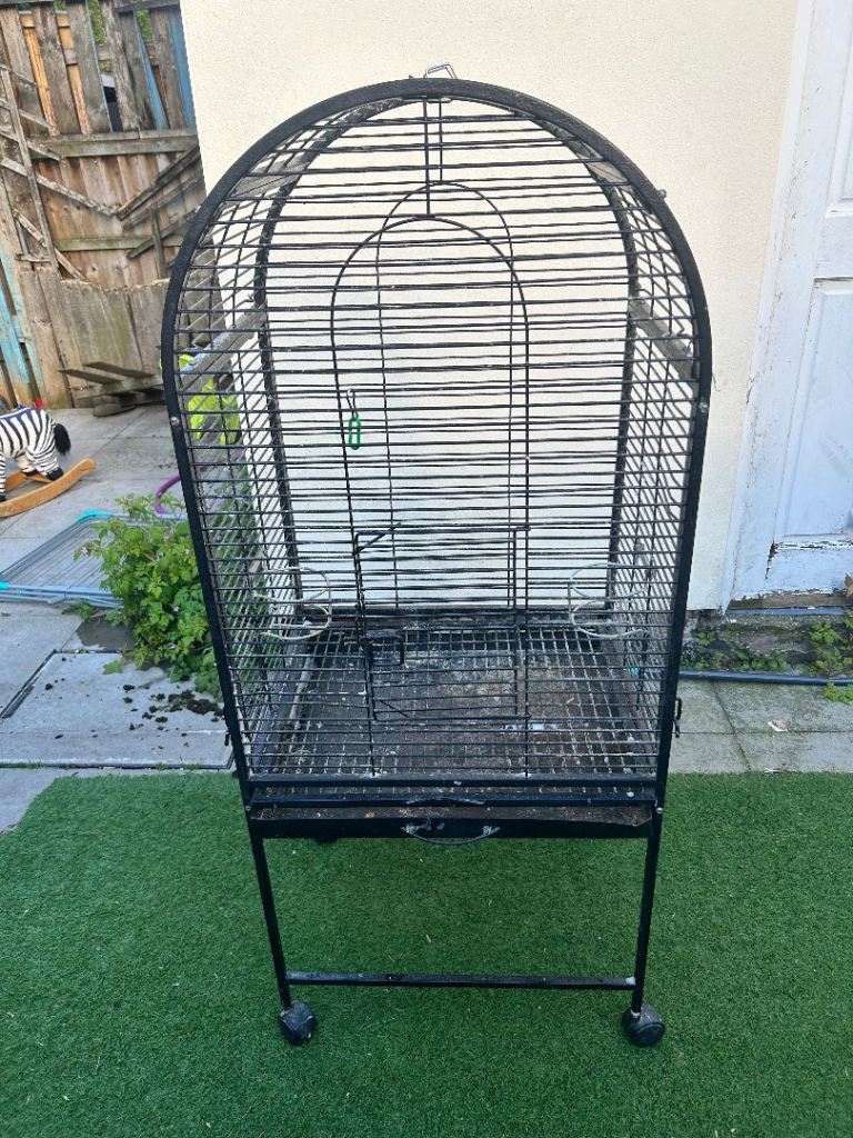 Parrot cage/bird cage 