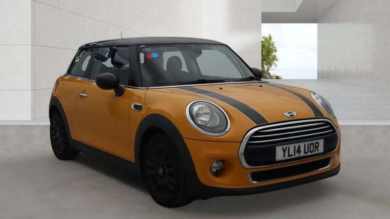 MINI HATCH 1.5 Cooper D Euro 6 (s/s) 3dr (orange) 2014
