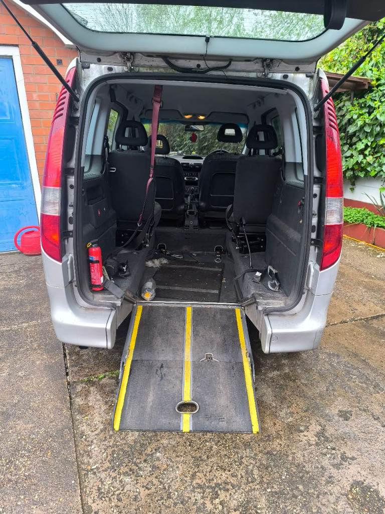 Mercedes-Benz, VANEO, MPV, 2004, Manual, 1598 (cc), 5 doors