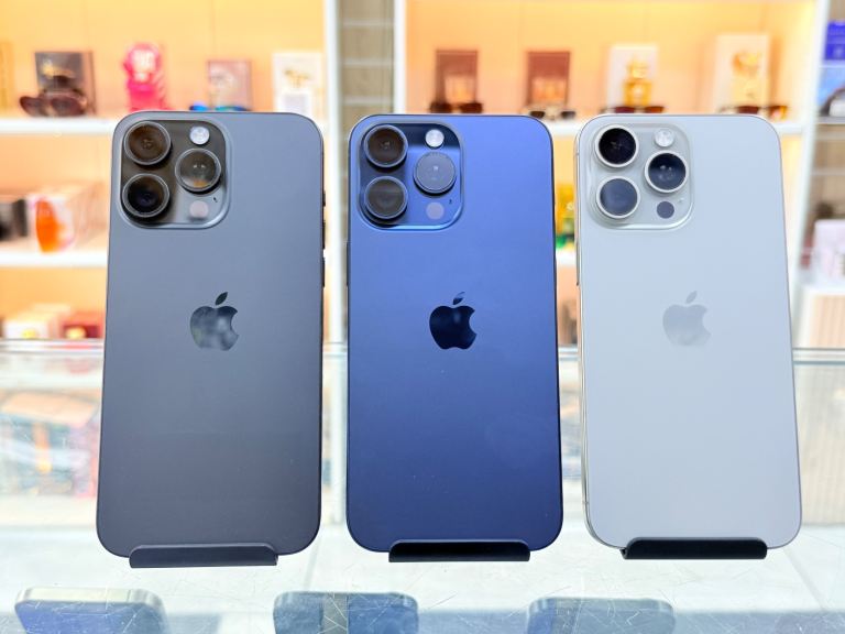 iphone 15 pro max 256GB Brand New Conditions With waranty 