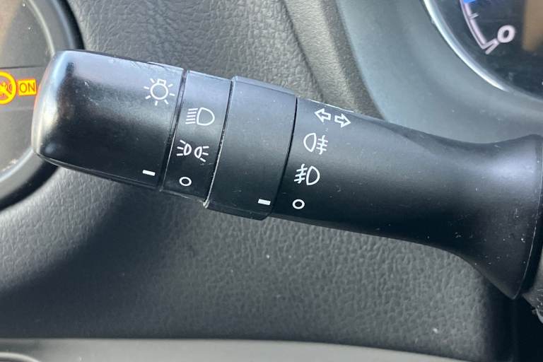 2019 Toyota Yaris 1.5 VVT-i Y20 5dr [Bi-tone] Hatchback PETROL/ELECTRIC Manual