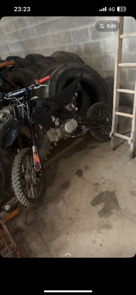 Stomp 140cc