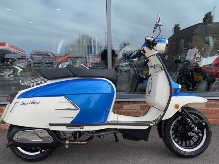 Royal Alloy GP 300 LC E5 - 1908 MILES - 2 YEAR WARRANY 
