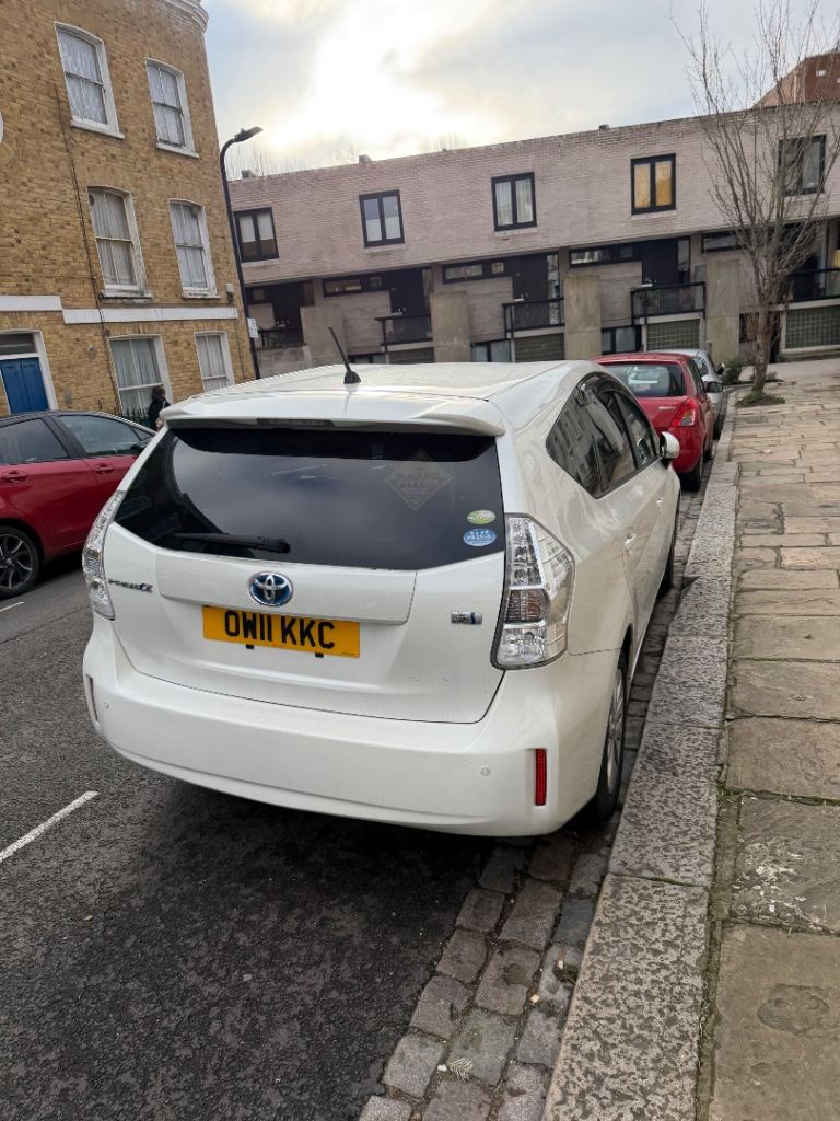 Toyota, PRIUS HYBRID, 2011, 1797 (cc)