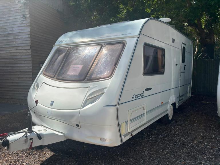 ACE AWARD BRIGHTSTAR - 2004 - 2 BERTH - END WASHROOM