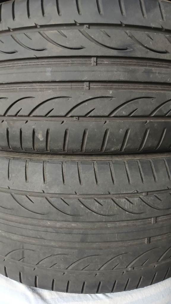 x2 Hankook Ventus V12 Evo2 Used Tyres 245/40/18 3mm but very Cheap.