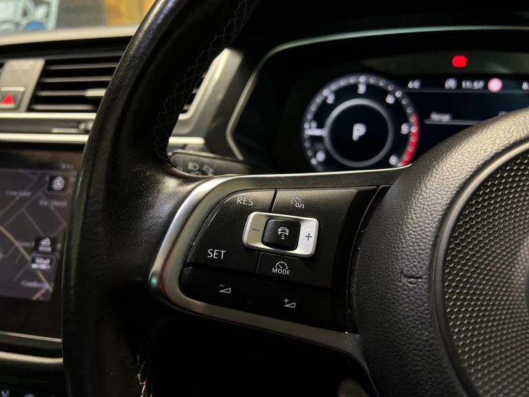 2018 Volkswagen Tiguan 2.0 TDI R-Line DSG 4Motion Euro 6 (s/s) 5dr ESTATE Diesel Automatic