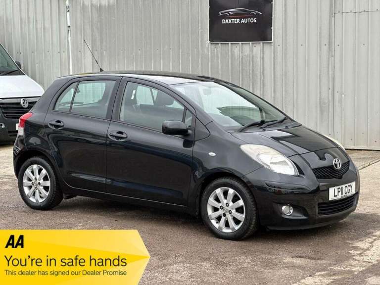 2011 Toyota Yaris 1.33 VVT-i T Spirit Nav 5dr [6] HATCHBACK PETROL Manual
