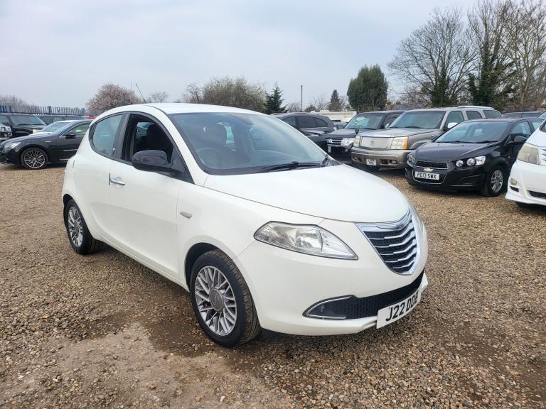 2012 CHRYSLER YPSILON 1.2 LIMITED 5 DOOR 5 SPEED MANUAL WHITE ULEZ COMPLIANT