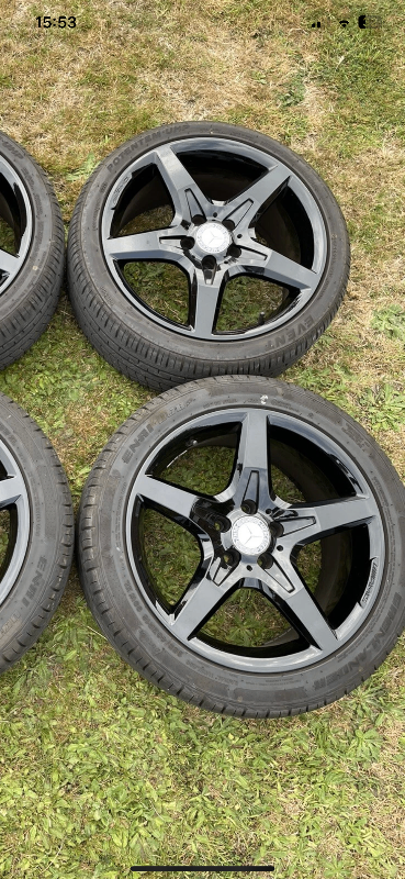 Genuine Mercedes Benz 18 inch alloy wheels 
