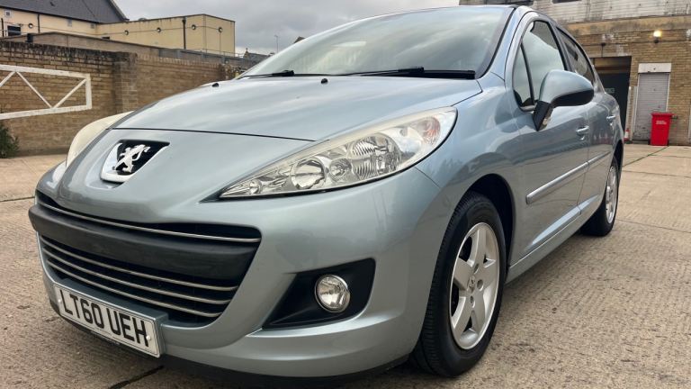 2010 Peugeot 207 1.4 petrol, 50k, 12 Months MOT, Full Service