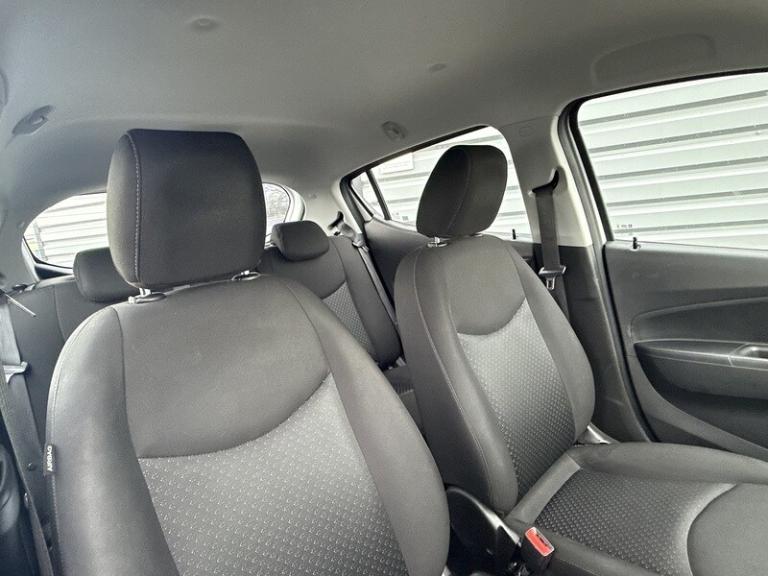 2016 Vauxhall Viva 1.0 SE 5dr [A/C] HATCHBACK PETROL Manual