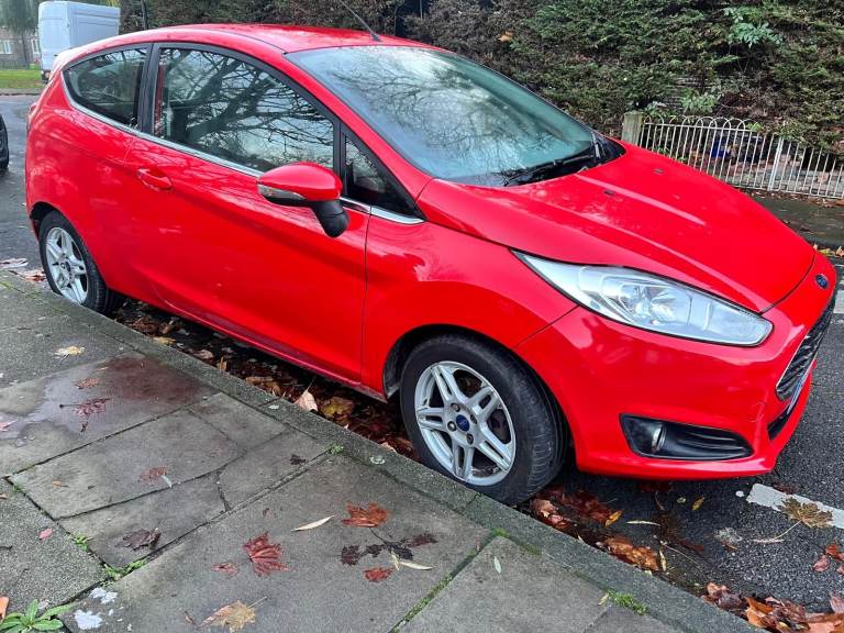 Ford, FIESTA, Hatchback, 2014, Manual, 1241 (cc), 3 doors