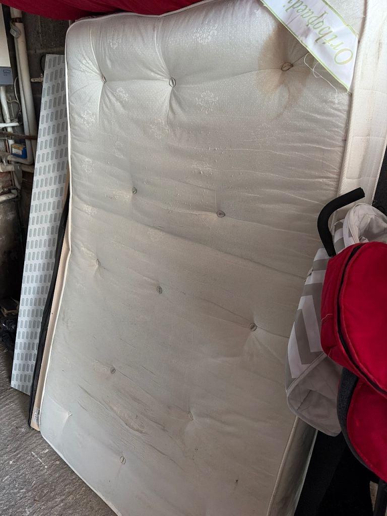 Double mattress free