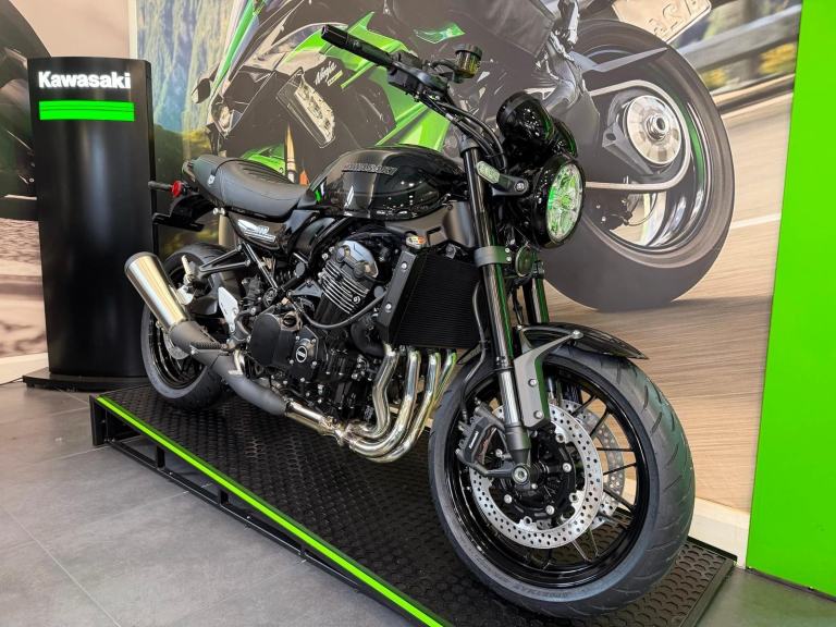BRAND NEW 2026 Kawasaki Z900RS Black Ball edition 