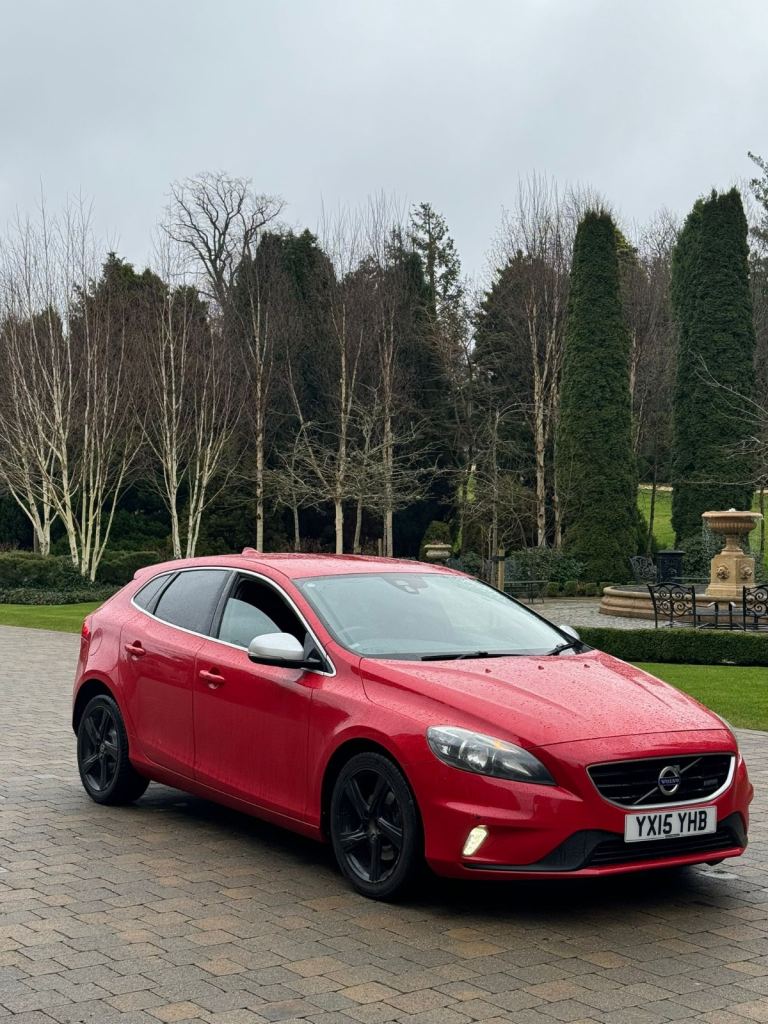 Volvo V40 R -Design 1.6 Petrol T2 2015