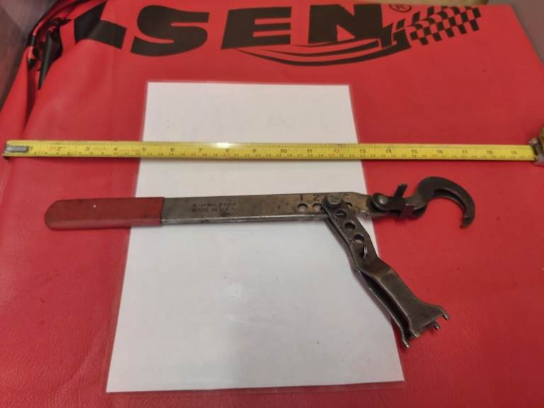 K- D Tools No 2400 USA - Adjustable valve spring compressor - used