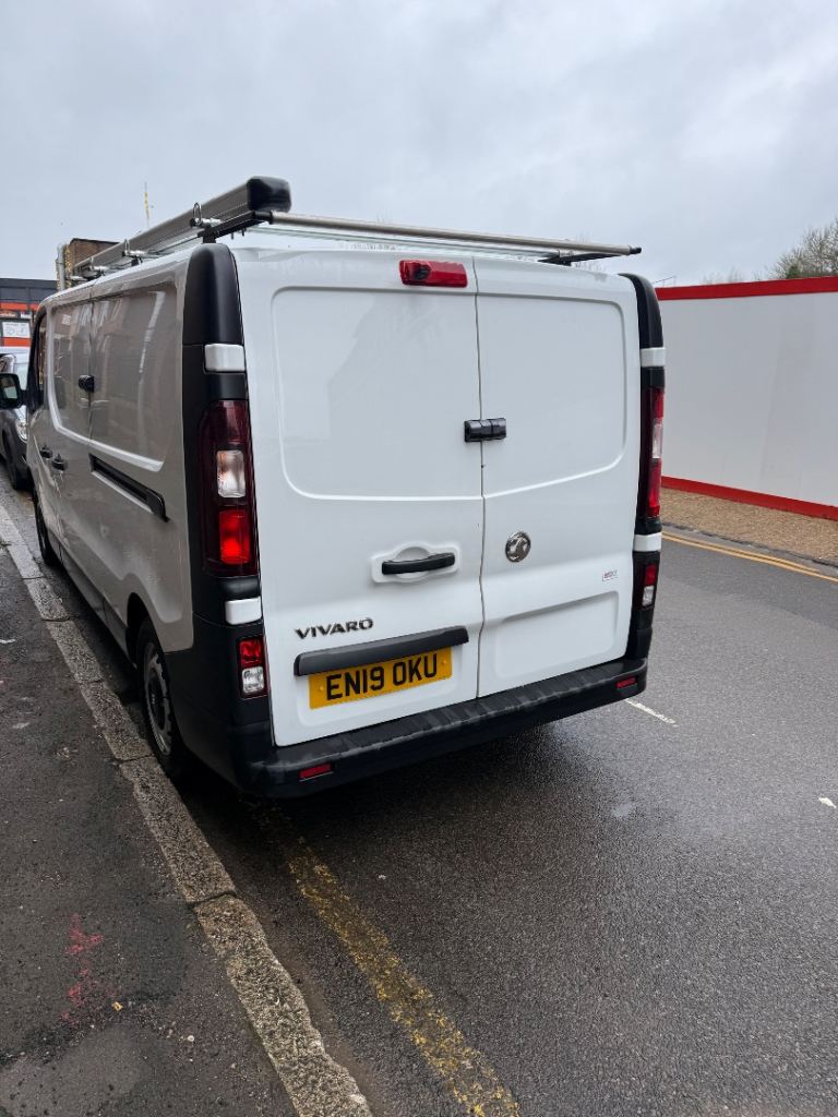 Vauxhall, VIVARO, Panel Van, 2019, Manual, 1598 (cc)