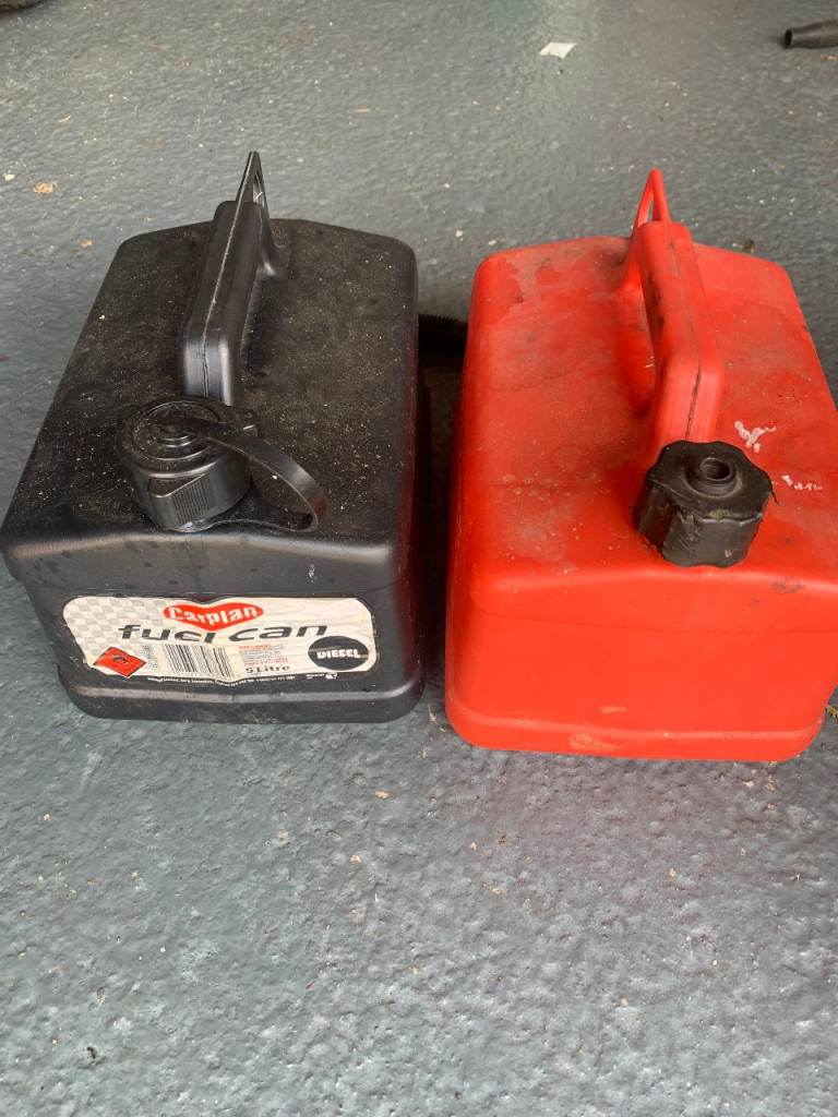 Two 5 litre fuel cans 