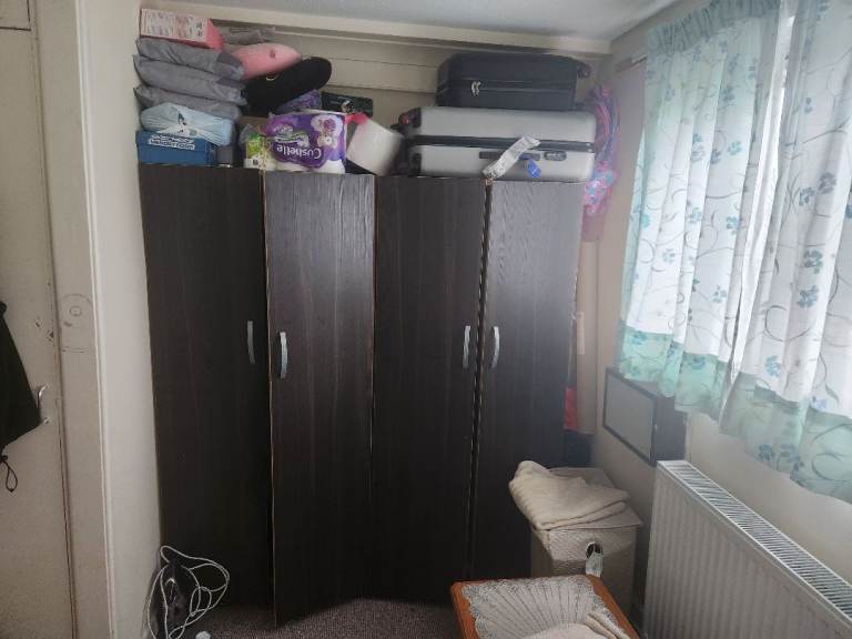 Singel room to share in hounslow highstreet side