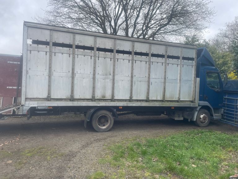 Horse box 