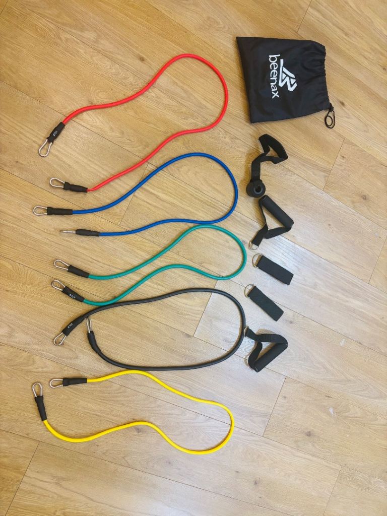 Beenax Resistance Bands Set with Handles and Bag – As Good As New