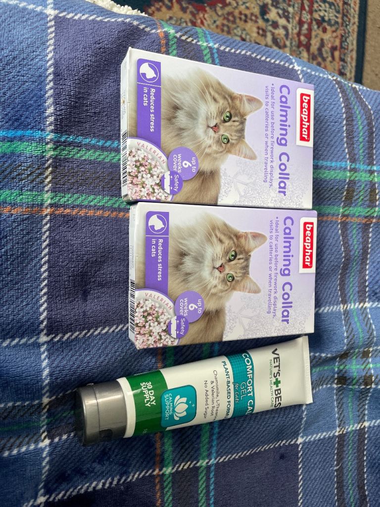 Calming collars x2 and calming gel 