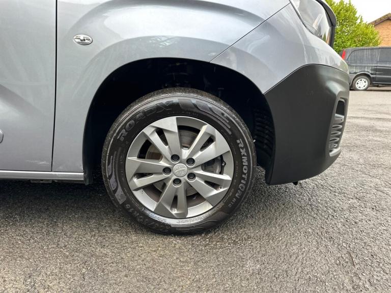 2022 Peugeot Partner 1.5 BlueHDi 1000 Asphalt Premium Standard Panel Van 5dr Diesel Manual SWB E ...