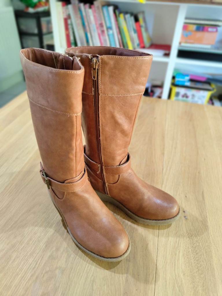 M&S Girls Leather boots