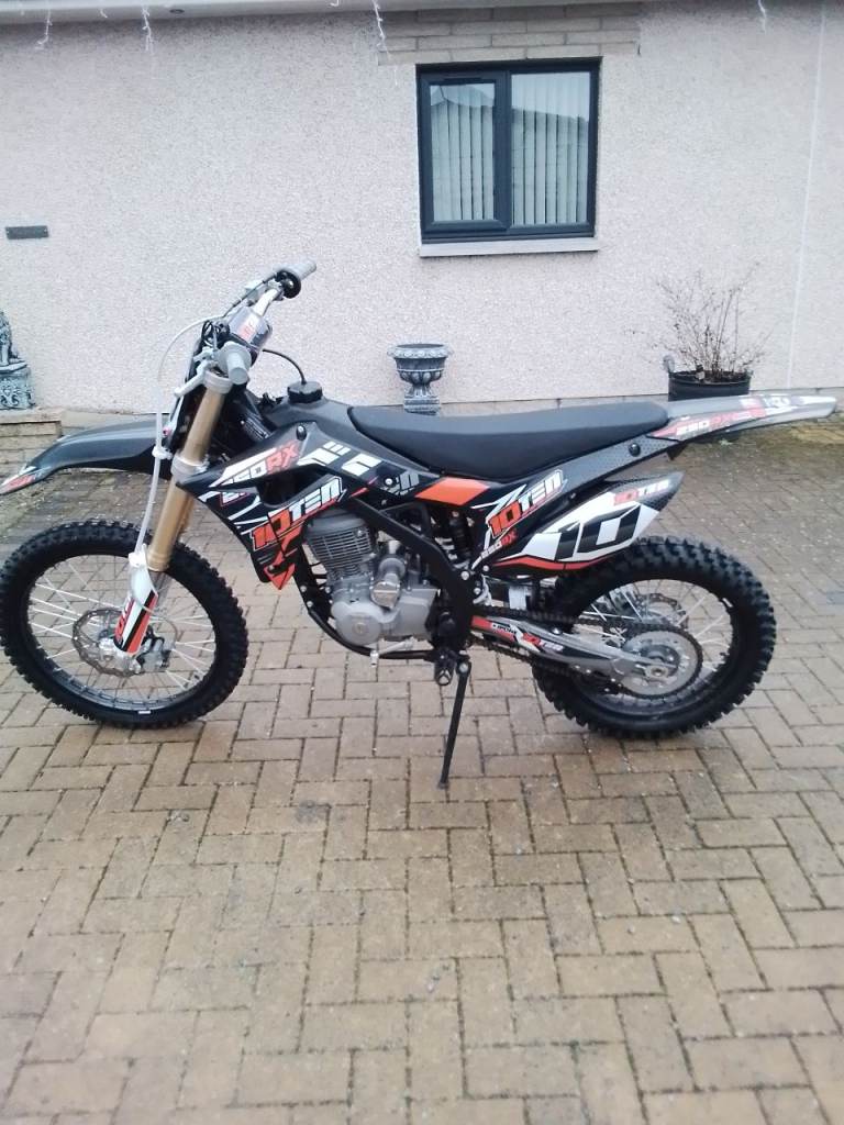 10 TEN 250 RX 4 STROKE 2025
