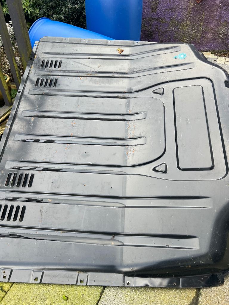 Scrap bulkhead and tumble dryer