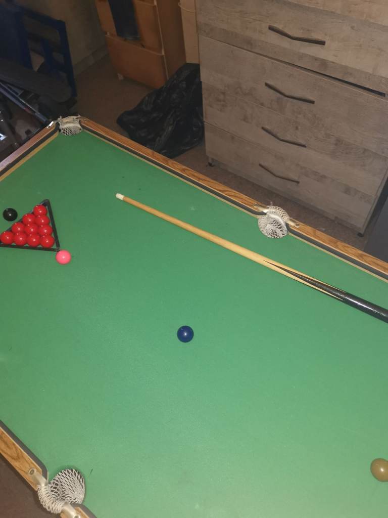 Small Pool Table with Accessories – Good Condition
