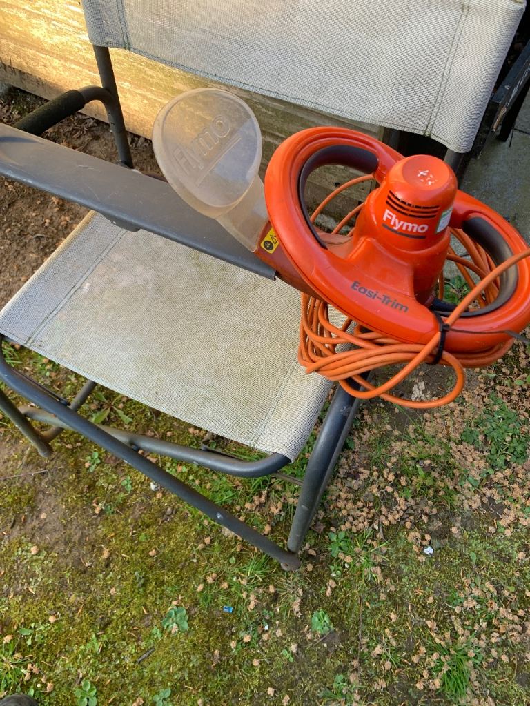Flymo hedge trimmer 