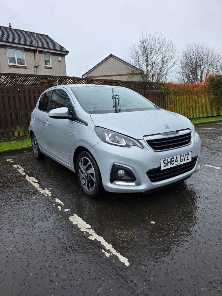 Peugeot 108. 1.2. 5 doors not corsa fiesta fiat 500