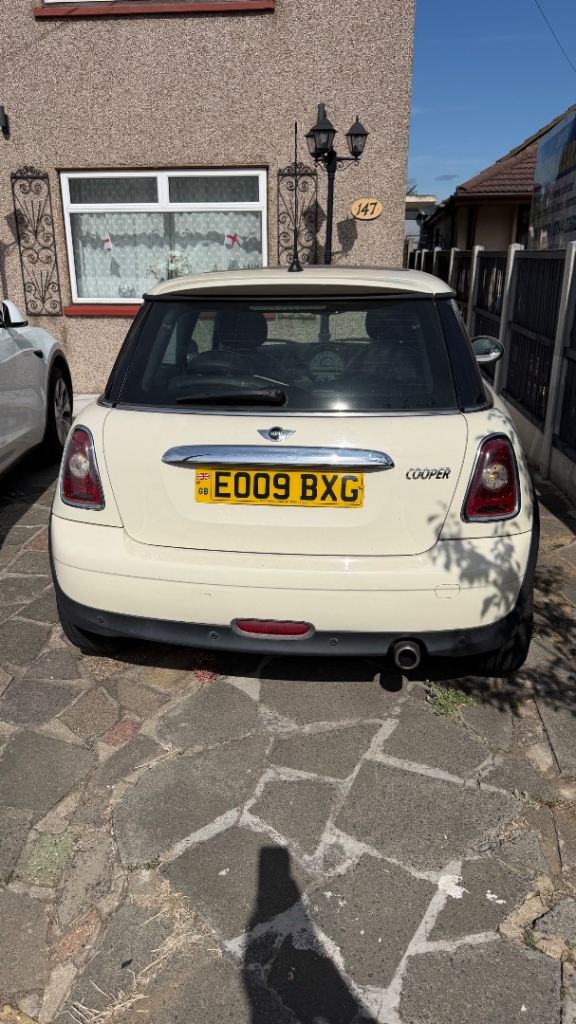 Mini, HATCHBACK, Hatchback, 2009, Semi-Auto, 1598 (cc), 3 doors