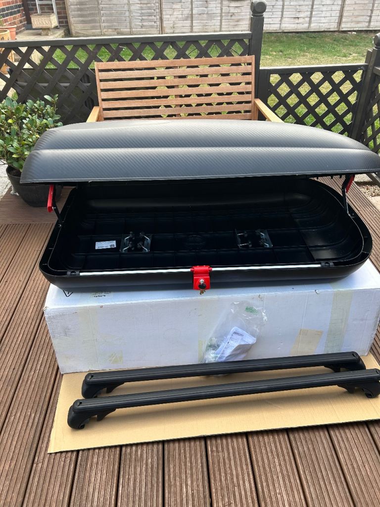 Car roof box and rails
