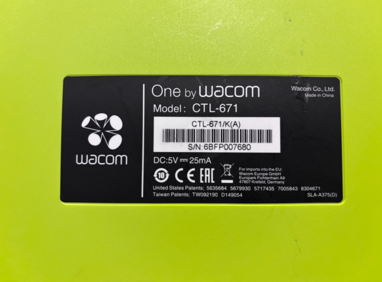  One by Wacom model ctl 671 graphic drawing pad