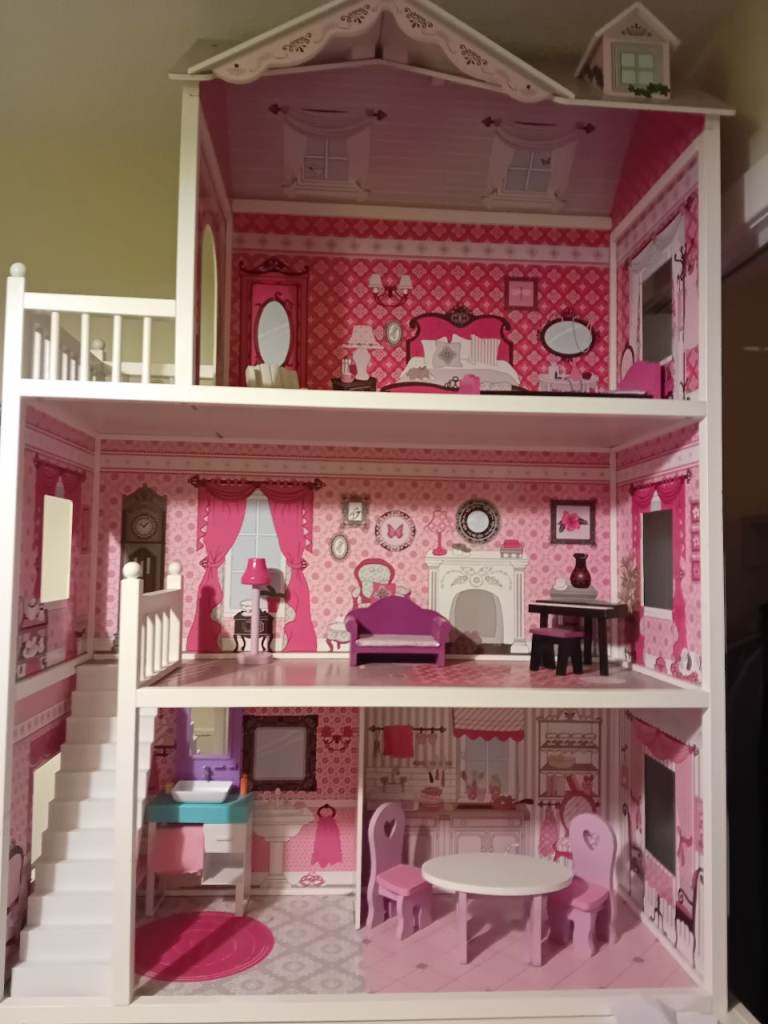Wooden dolls house 