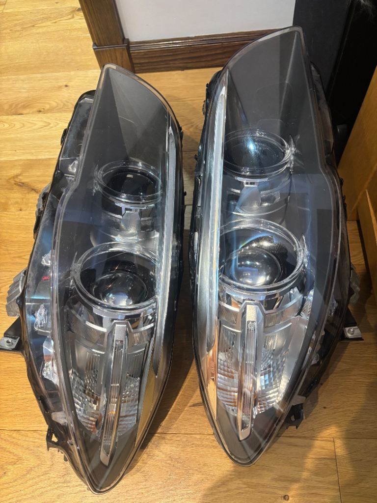 BMW headlight  repair and sale 