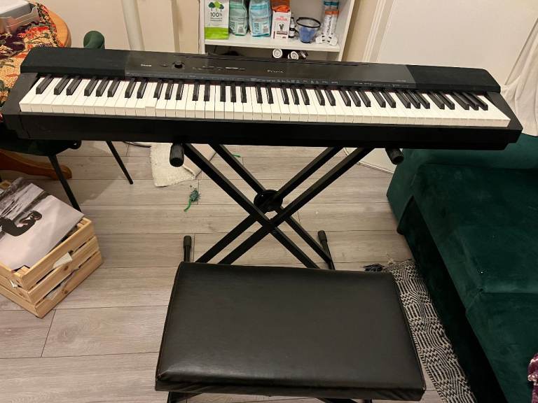 Piano Keyboard - Casio Privia PX-150